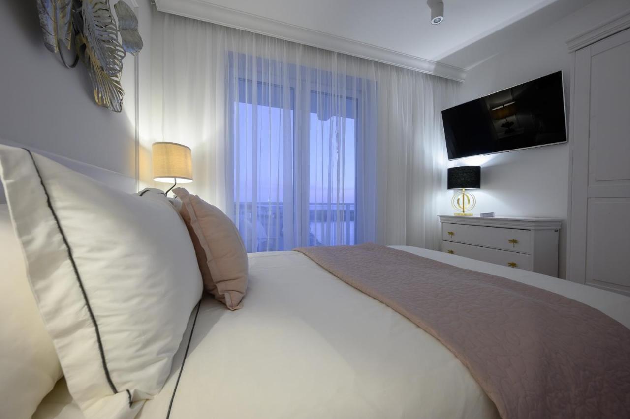 Sunset Boulevard 1 Apt 9 Bulwar Zachodzacego Slonca 1 W Marina Royale Darłówko Exterior foto